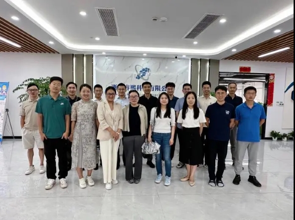 珠海麒麟中學報告廳聲光視訊系統整體解決方案